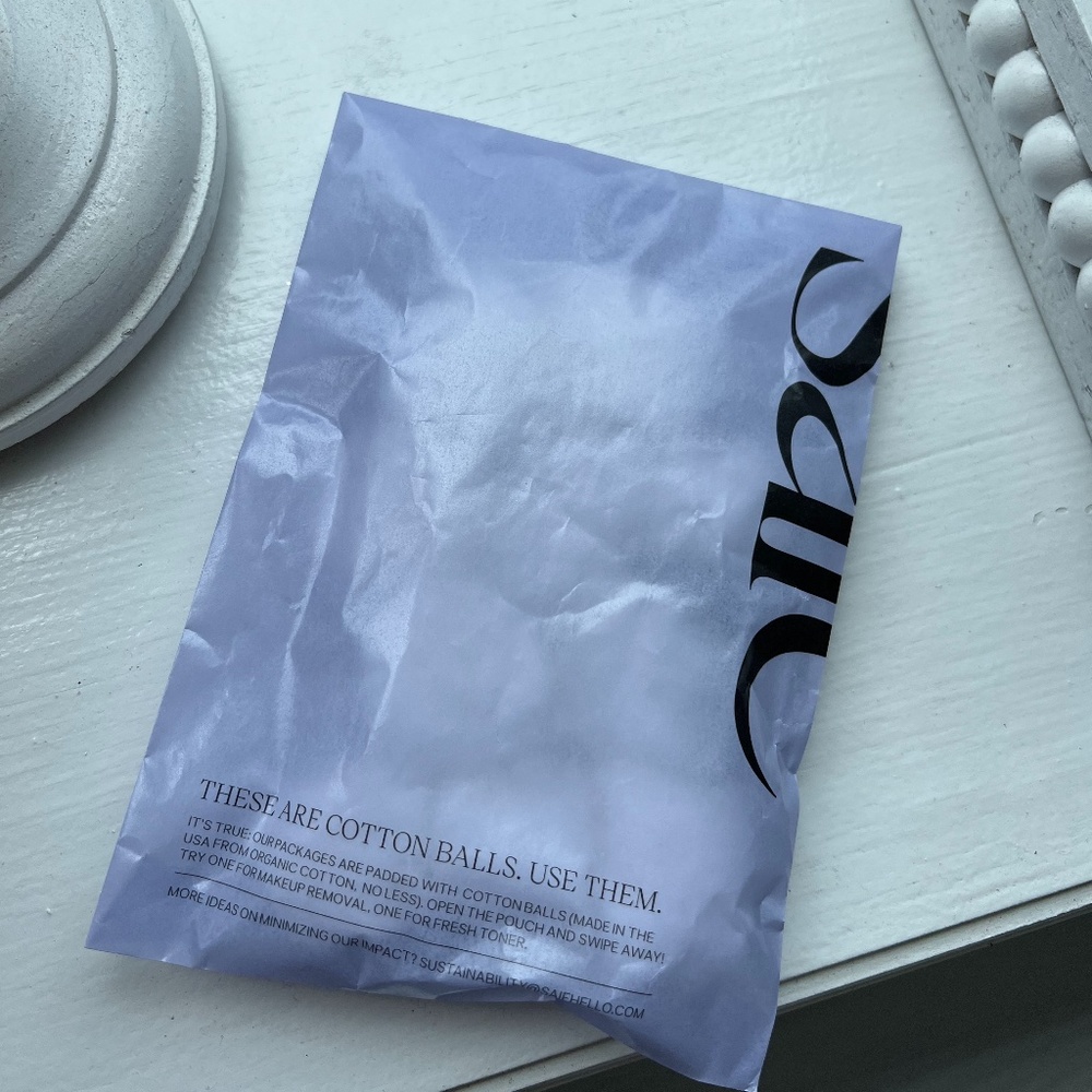 NEW IN PACKAGE , PACK OF Cotton Balls Easy to Travel With Comes Organic Cotton